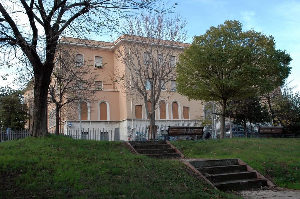 Casa Religiosa Per Ferie Ancelle Del Santuario Hotel Roma Exterior foto